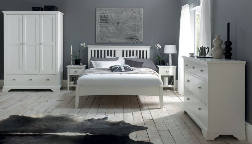 Hampstead White Bedroom by Bentley Designs