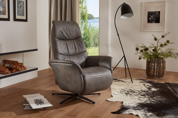 Azure 8951 Swivel & Recliner Chair by Himolla
