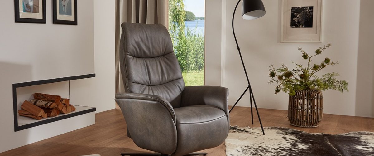 Azure 8951 Swivel & Recliner Chair by Himolla