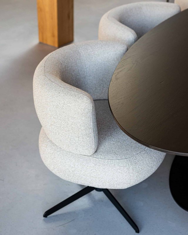 Dining Table Gordon Brown 210 by Richmond Interiors Dining Table Gordon Brown 210 by Richmond Interiors