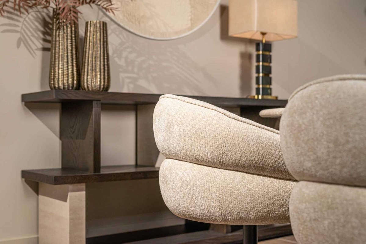 Console Waldorf Brown by Richmond Interiors Console Waldorf Brown by Richmond Interiors