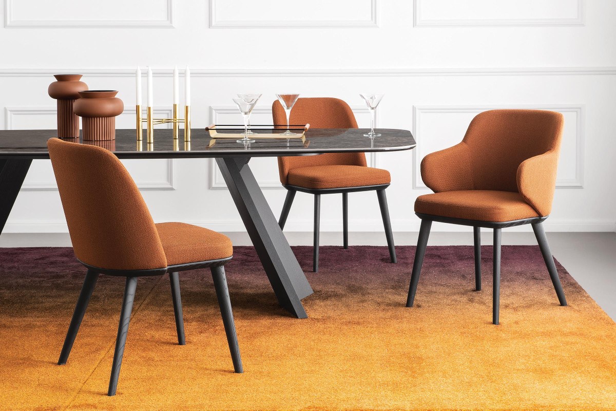 Foyer Dining Armchair (CS1889) by Calligaris Foyer Dining Armchair (CS1889) by Calligaris