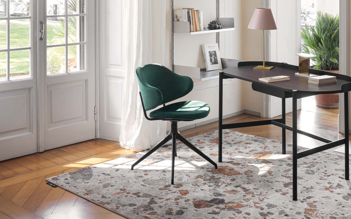 Holly Dining Armchair (CS2056 180) by Calligaris Holly Dining Armchair (CS2056 180) by Calligaris