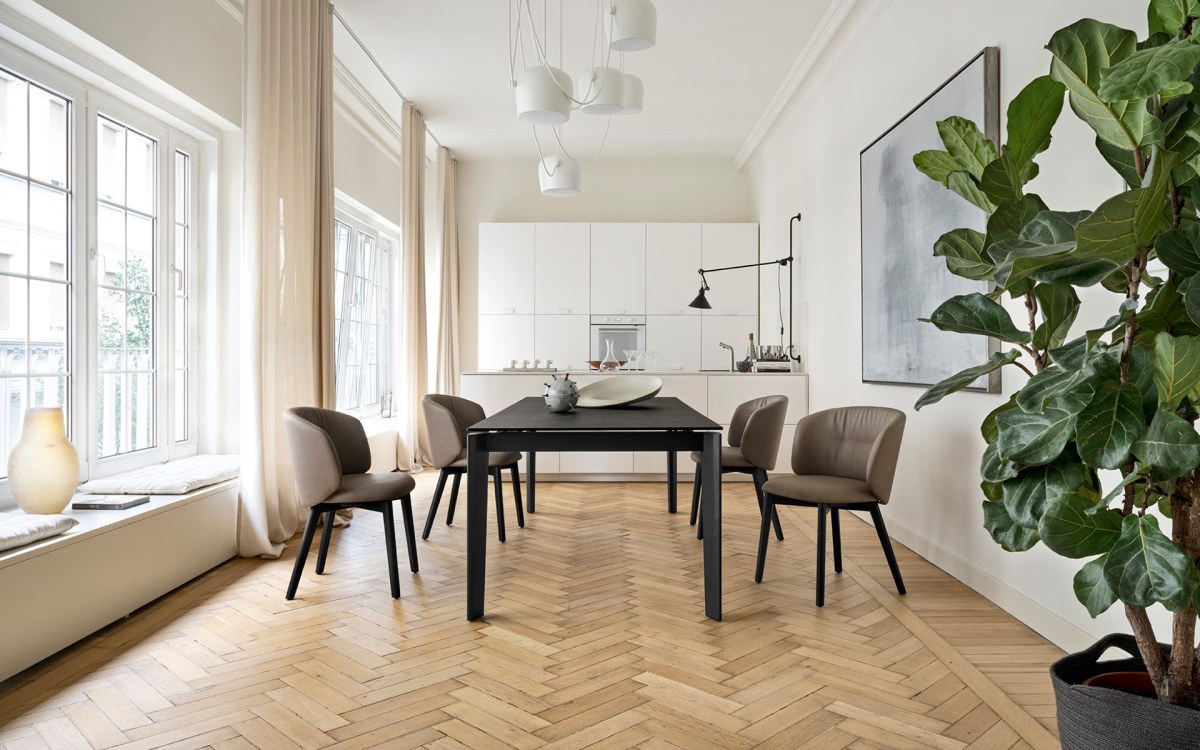 Sweel Dining Armchair (CS2207) by Calligaris Sweel Dining Armchair (CS2207) by Calligaris
