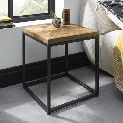 Indus Lamp Table by Bentley Designs