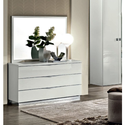 Onda White 3 Drawer Dresser