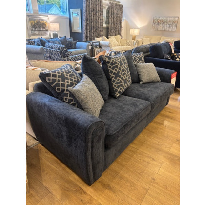 Memphis Grand Pillow Back Sofa (Showroom Clearance) Memphis Grand Pillow Back Sofa (Showroom Clearance)