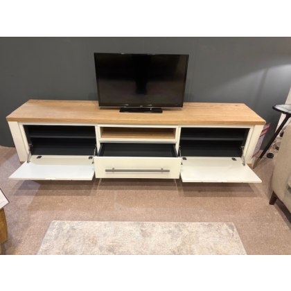 Jardin 210cm TV Lowboard (Showroom Clearance)