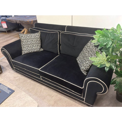 Chicago 3 Seater Sofa by Meridian Upholstery (Showroom Clearance) Chicago 3 Seater Sofa by Meridian Upholstery (Showroom Clearance)