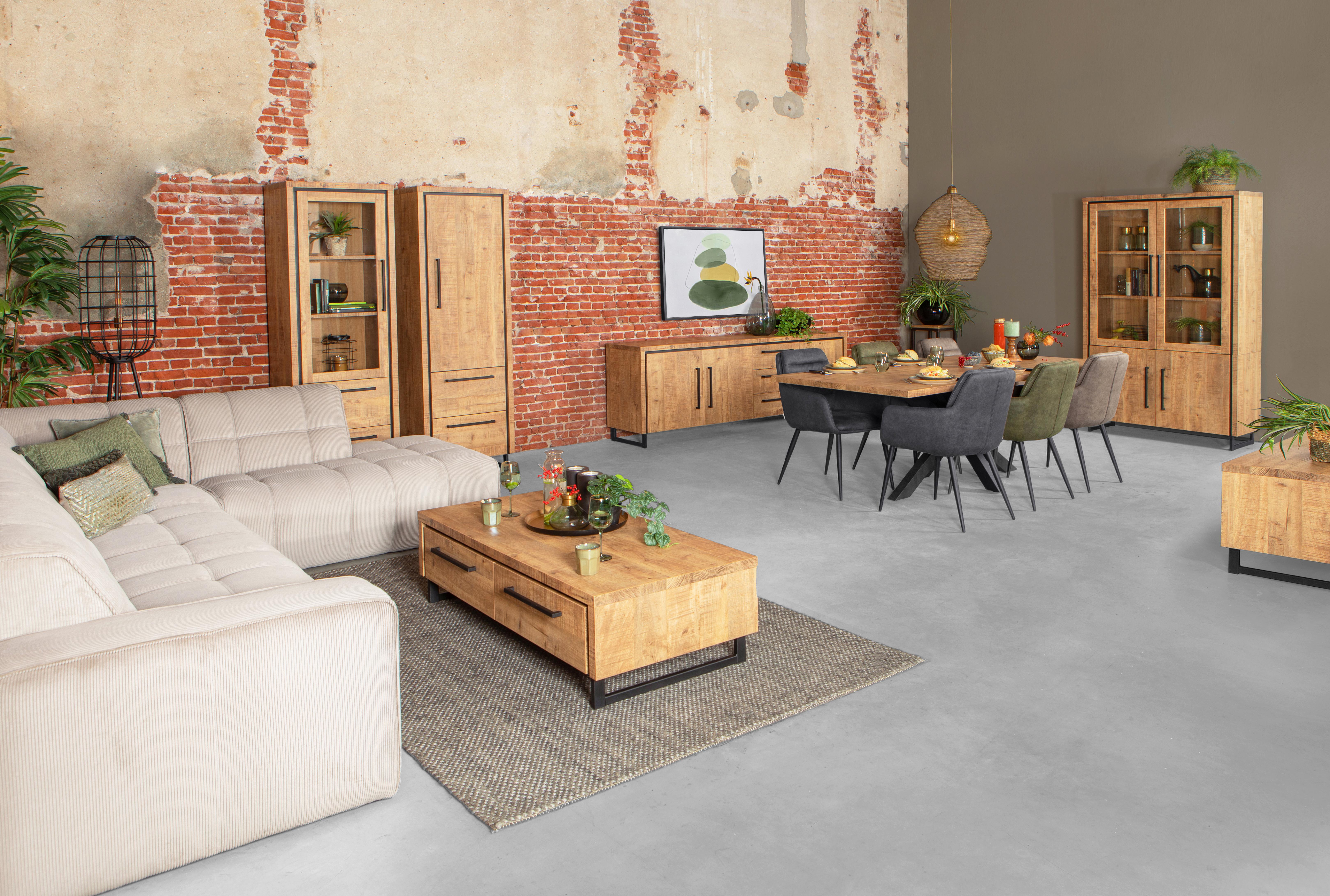 Rimini 3 Door / 2 Drawer Bar Cabinet by MaxFurn