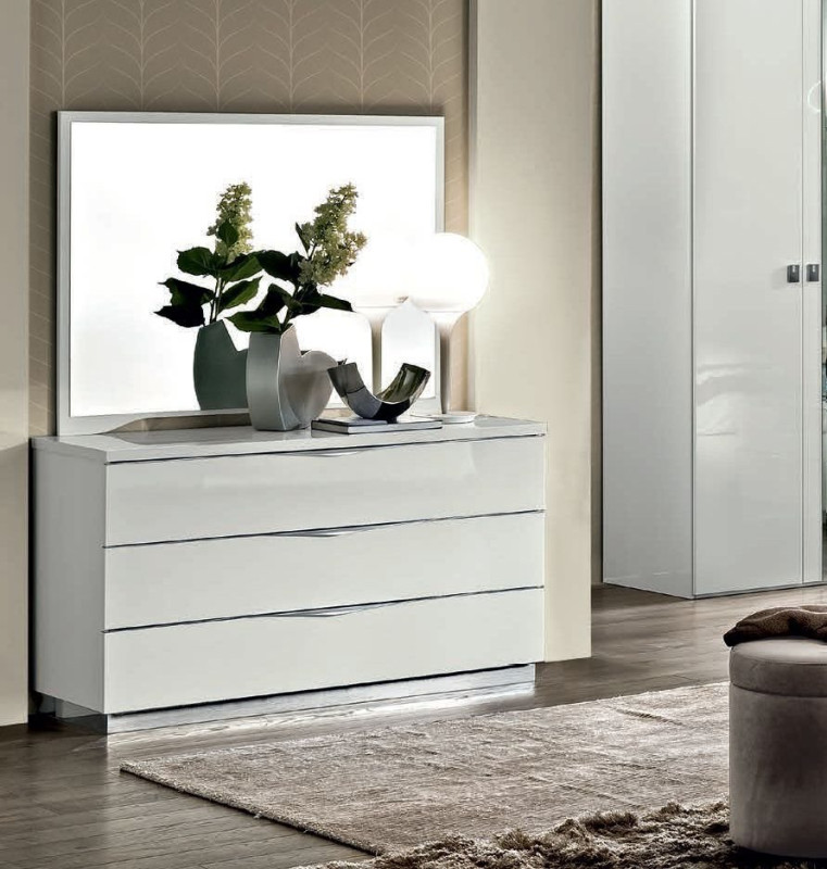 Onda White 3 Drawer Dresser by Camel Group