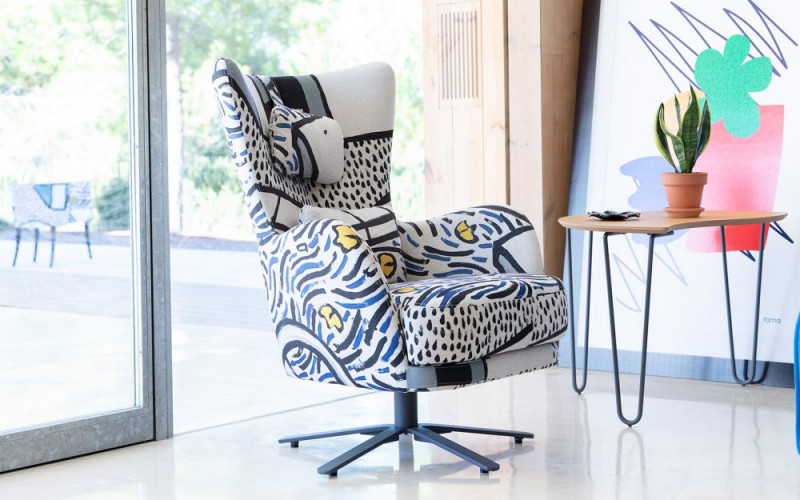 Kylian Swivel Chair by Fama