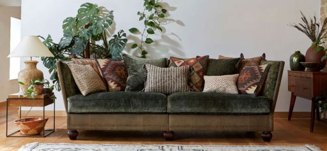 Warwick Grand Sofa by Tetrad