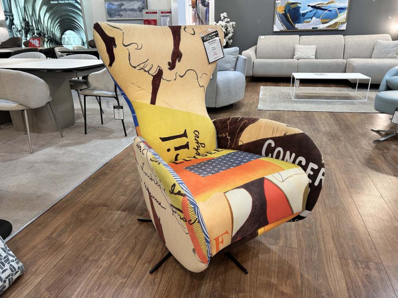 Mondrian Chair - Manual Recliner by Fama (Showroom Clearance) Mondrian Chair - Manual Recliner by Fama (Showroom Clearance)