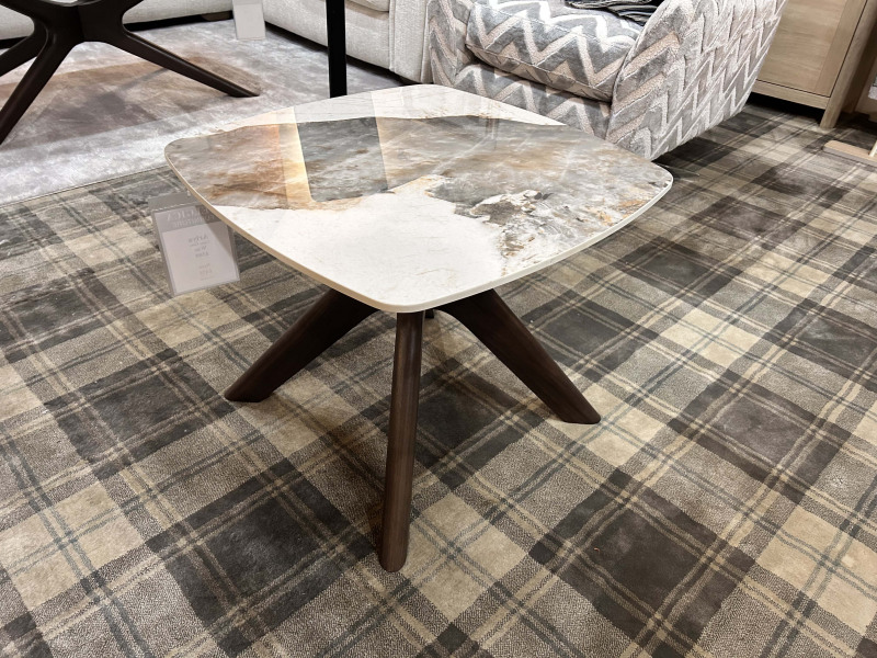Ariya Lamp Table (Showroom Clearance) Ariya Lamp Table (Showroom Clearance)