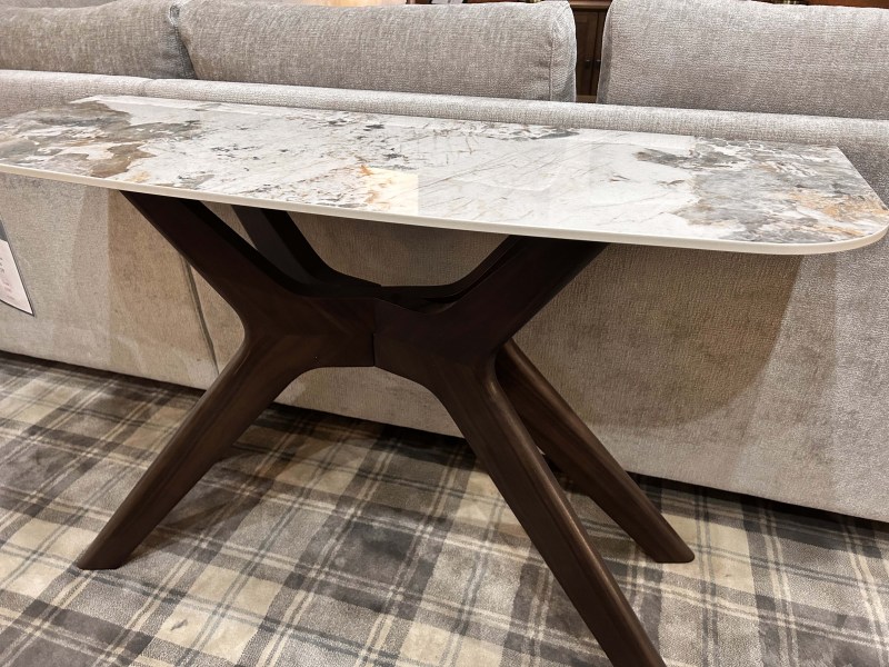 Ariya Console Table (Showroom Clearance) Ariya Console Table (Showroom Clearance)