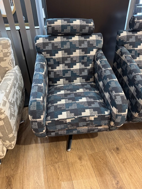 Magnus Swivel Chair by Alstons (Showroom Clearance) Magnus Swivel Chair by Alstons (Showroom Clearance)