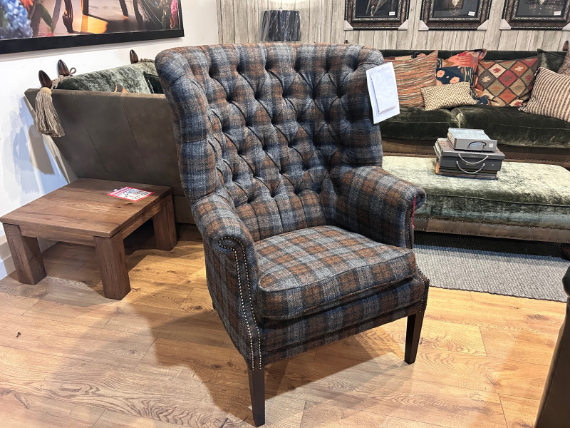 MacKenzie Chair by Tetrad Harris Tweeds (Showroom Clearance) MacKenzie Chair by Tetrad Harris Tweeds (Showroom Clearance)