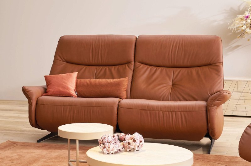 Loona 2 Seater Electric Recliner Sofa (4484-80QR) by Himolla Loona 2 Seater Electric Recliner Sofa (4484-80QR) by Himolla