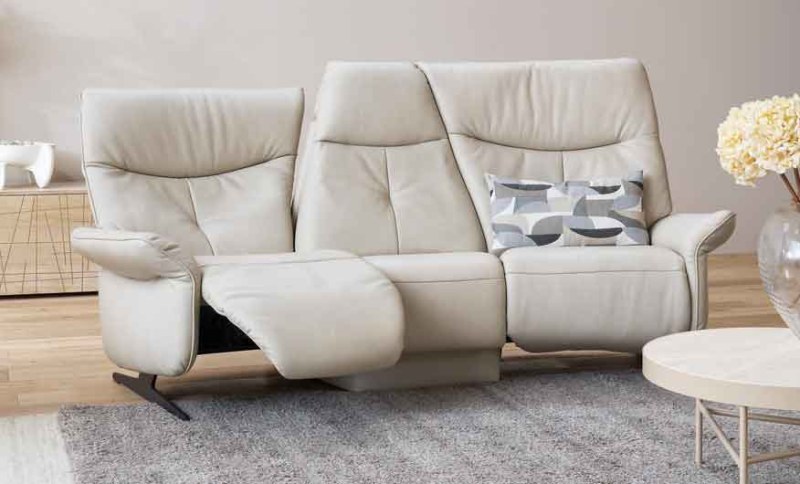 Loona Trapezoidal Electric Recliner Sofa (4484-70QR) by Himolla Loona Trapezoidal Electric Recliner Sofa (4484-70QR) by Himolla