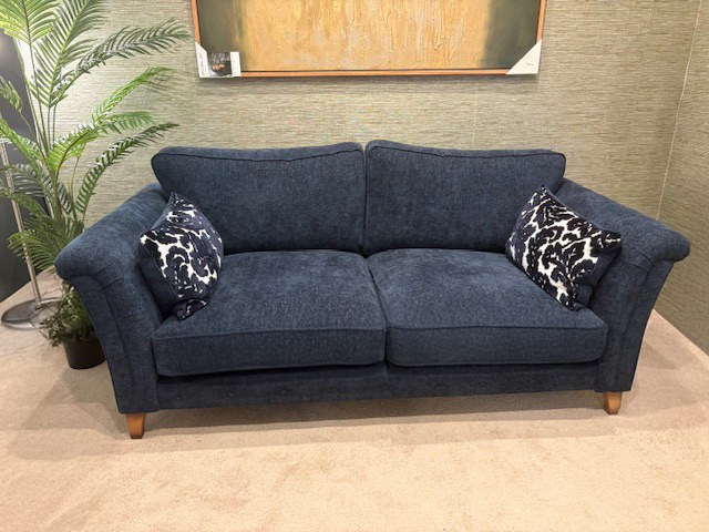 Buckingham 3 Seater Standard Back Sofa by Ashley Manor (Showroom Clearance) Buckingham 3 Seater Standard Back Sofa by Ashley Manor (Showroom Clearance)