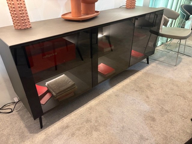 Universal 3 Door Sideboard with LED (Showroom Clearance) Universal 3 Door Sideboard with LED (Showroom Clearance)