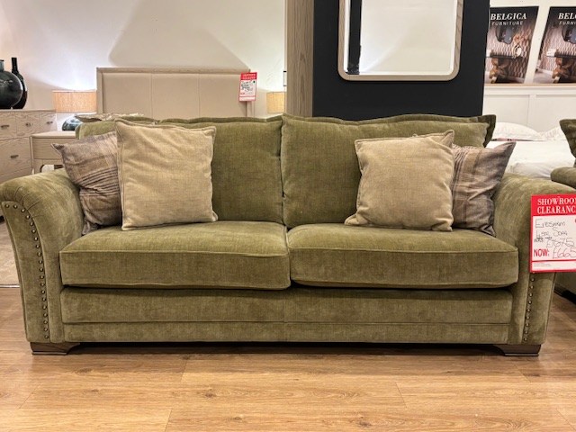 Evesham Grand Sofa (Showroom Clearance) Evesham Grand Sofa (Showroom Clearance)