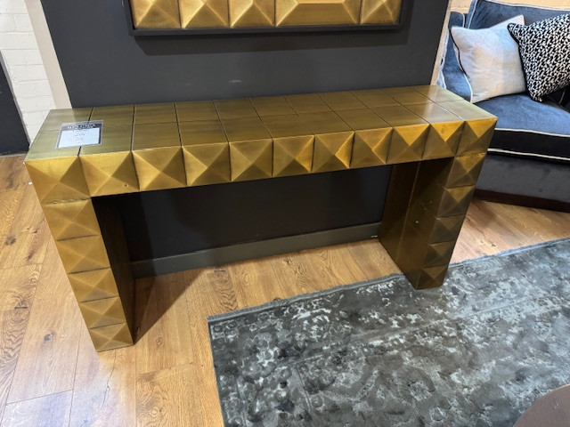 Collada Console Table (Showroom Clearance) Collada Console Table (Showroom Clearance)