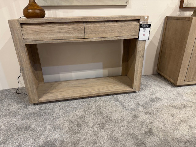 Falco Console Table by Vida Living (Showroom Clearance) Falco Console Table by Vida Living (Showroom Clearance)