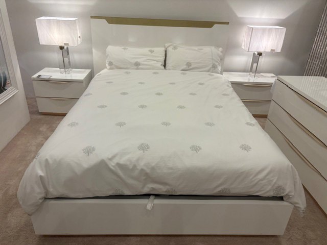Kharma Kingsize Bedframe & 2 Bedsides Set by Camel (Showroom Clearance) Kharma Kingsize Bedframe & 2 Bedsides Set by Camel (Showroom Clearance)
