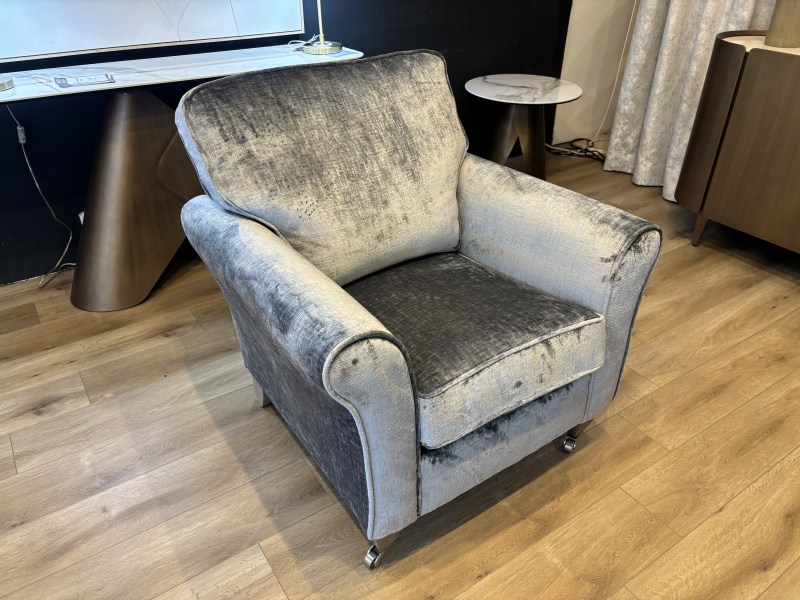 Studio Accent Chair by Alstons (Showroom Clearance) Studio Accent Chair by Alstons (Showroom Clearance)