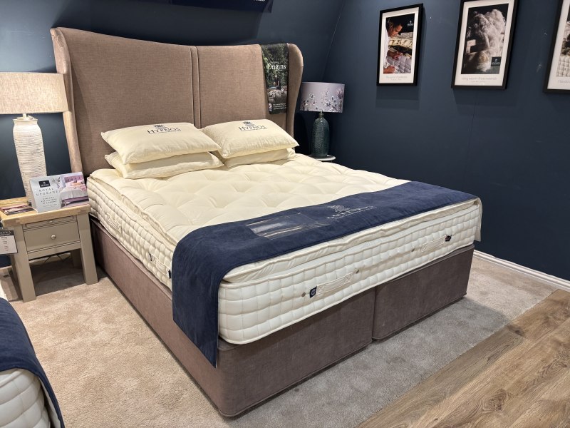 Hypnos Pillow Comfort Harmony Superking Divan Set & Winged Headboard (Showroom Clearance) Hypnos Pillow Comfort Harmony Superking Divan Set & Winged Headboard (Showroom Clearance)