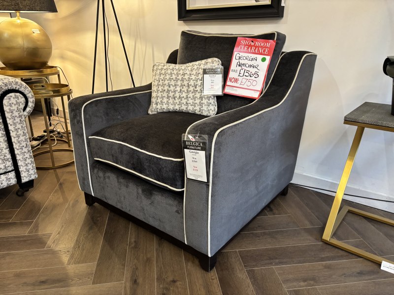 Georgia Armchair by Meridian (Showroom Clearance) Georgia Armchair by Meridian (Showroom Clearance)