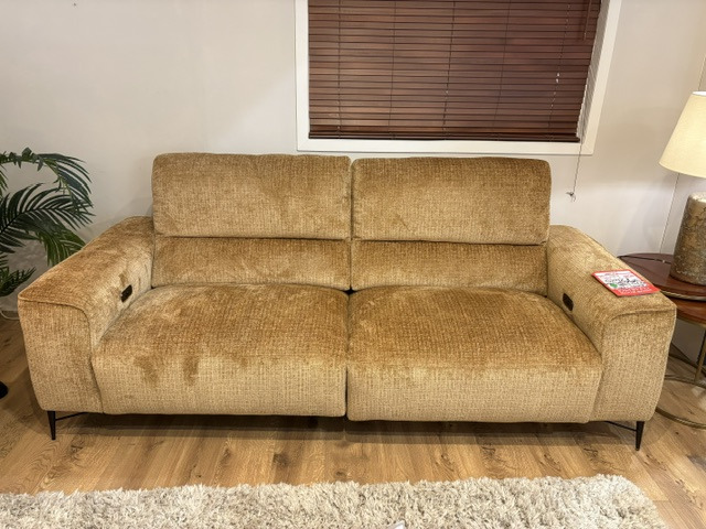 Como Large Sofa with Recliners by ROM (Showroom Clearance) Como Large Sofa with Recliners by ROM (Showroom Clearance)