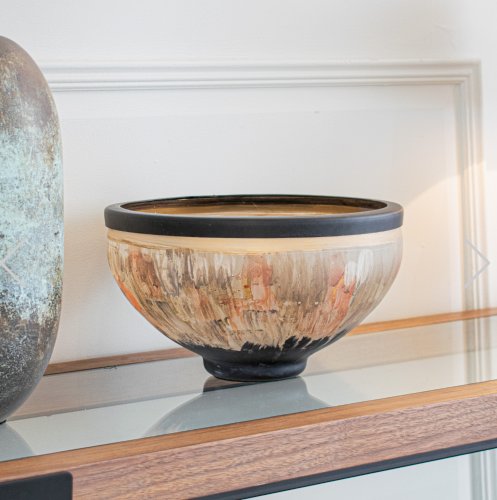 Viola Bowl H 16 cm | W 27 cm | D 27 cm Viola Bowl H 16 cm | W 27 cm | D 27 cm