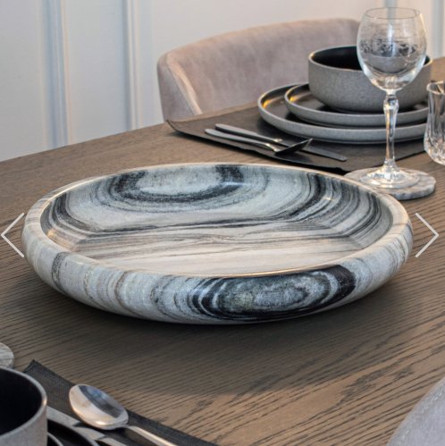 Irene bowl H 6 cm | W 38 cm | D 38 cm Irene bowl H 6 cm | W 38 cm | D 38 cm